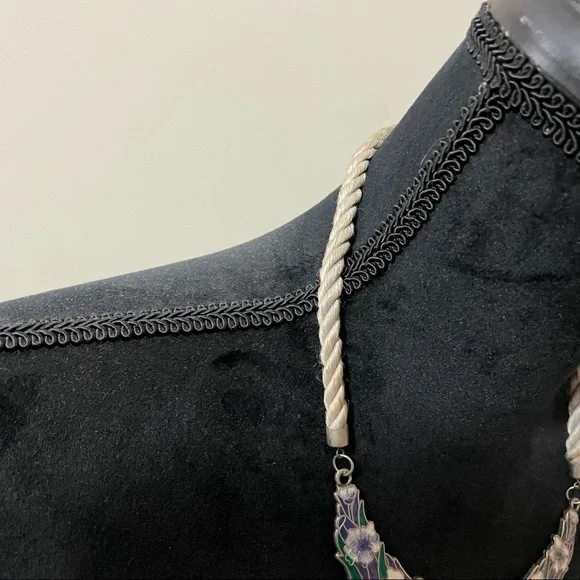 Vintage CJ Cloisonné Iris Bib Necklace - Picture 5 of 13